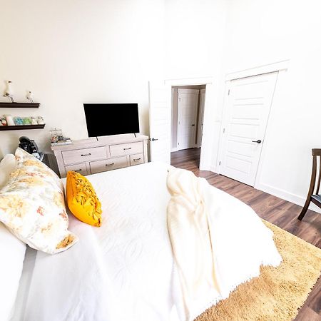 Membertou Back Home Bed And Breakfast الغرفة الصورة